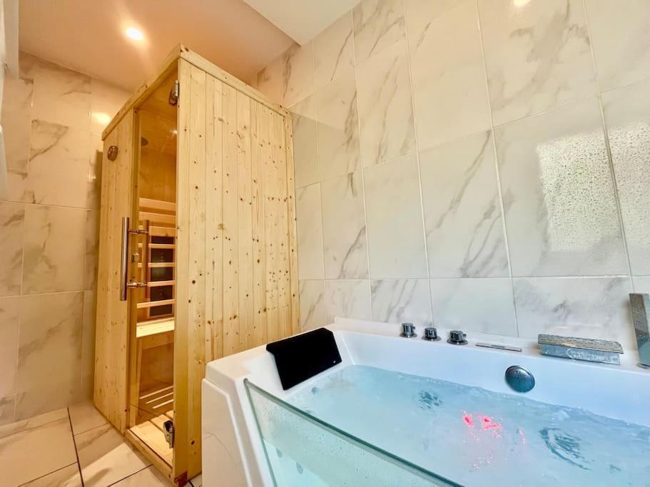 Splendide Cocon Sauna & Balneo Reims Eksteriør bilde